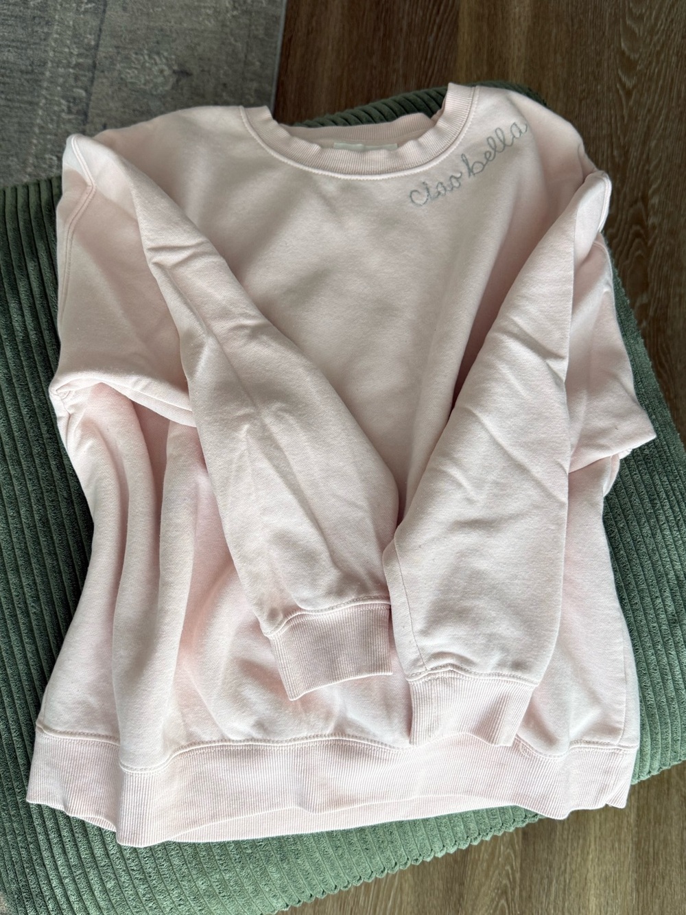 Pink Rose Light Pink Sweatshirt with “Ciao Bella” Script